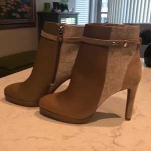 Antonio Melani tan bootie heels size 7
